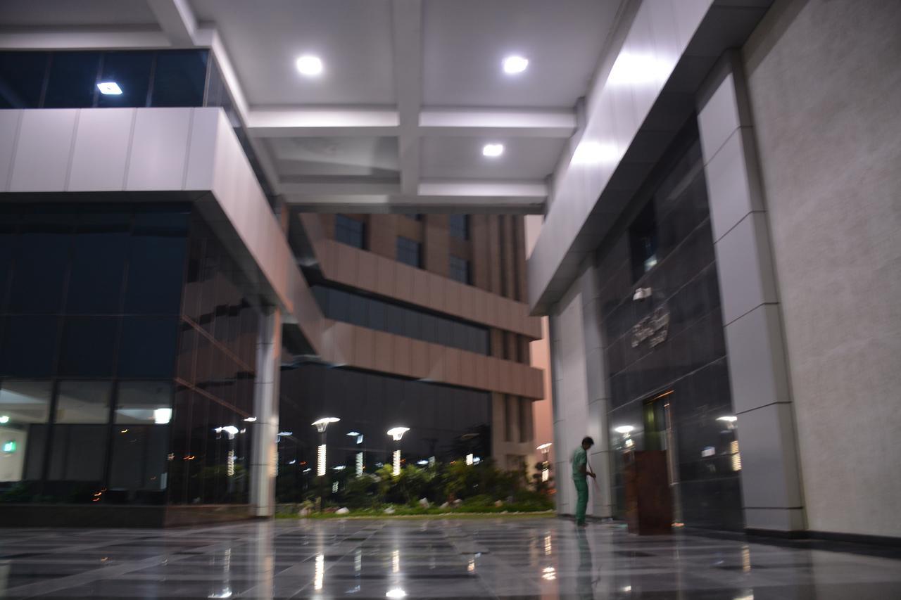 Hide Away Suites Noida Extérieur photo